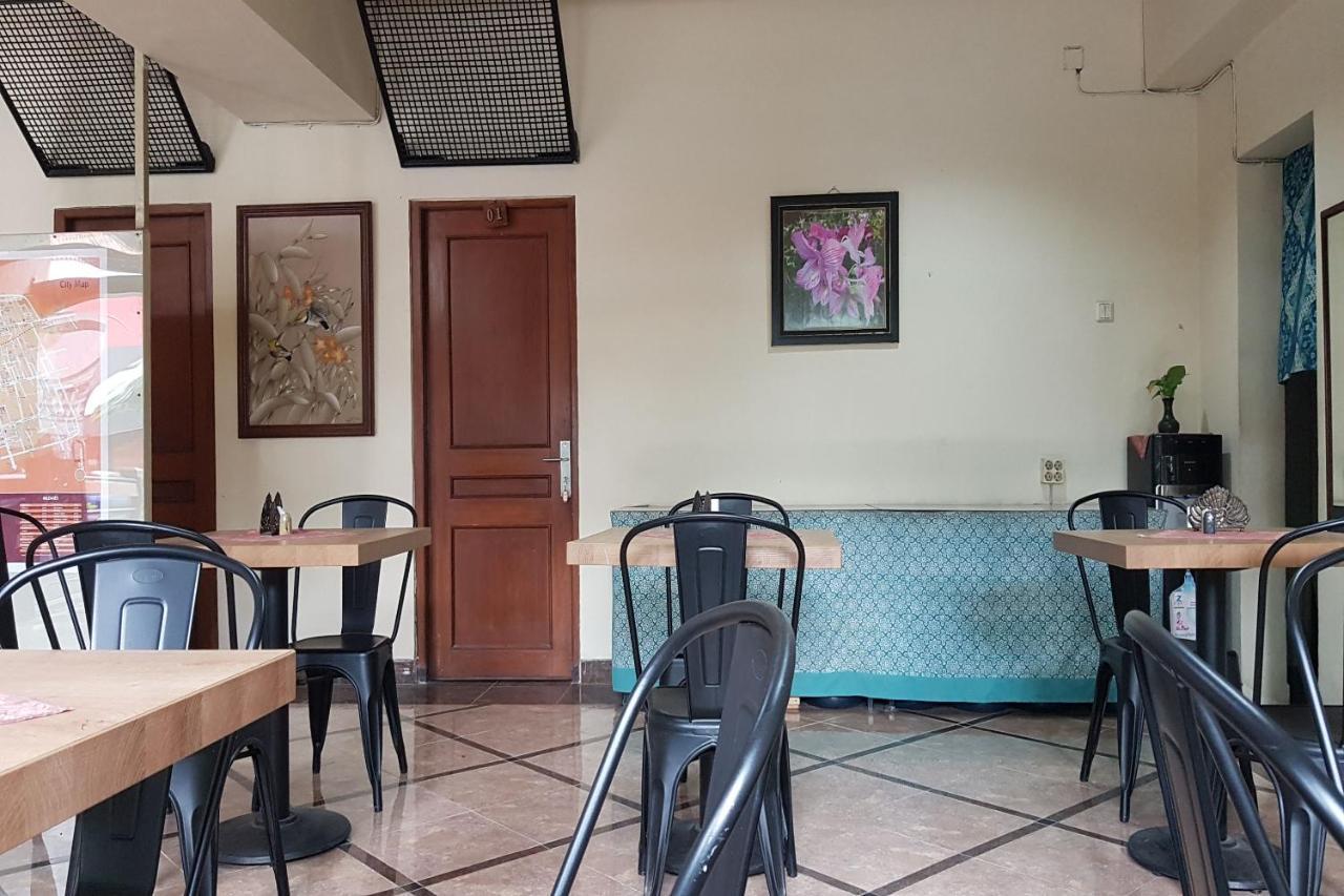 Oyo 3819 Hotel Winotosastro Yogyakarta Eksteriør billede