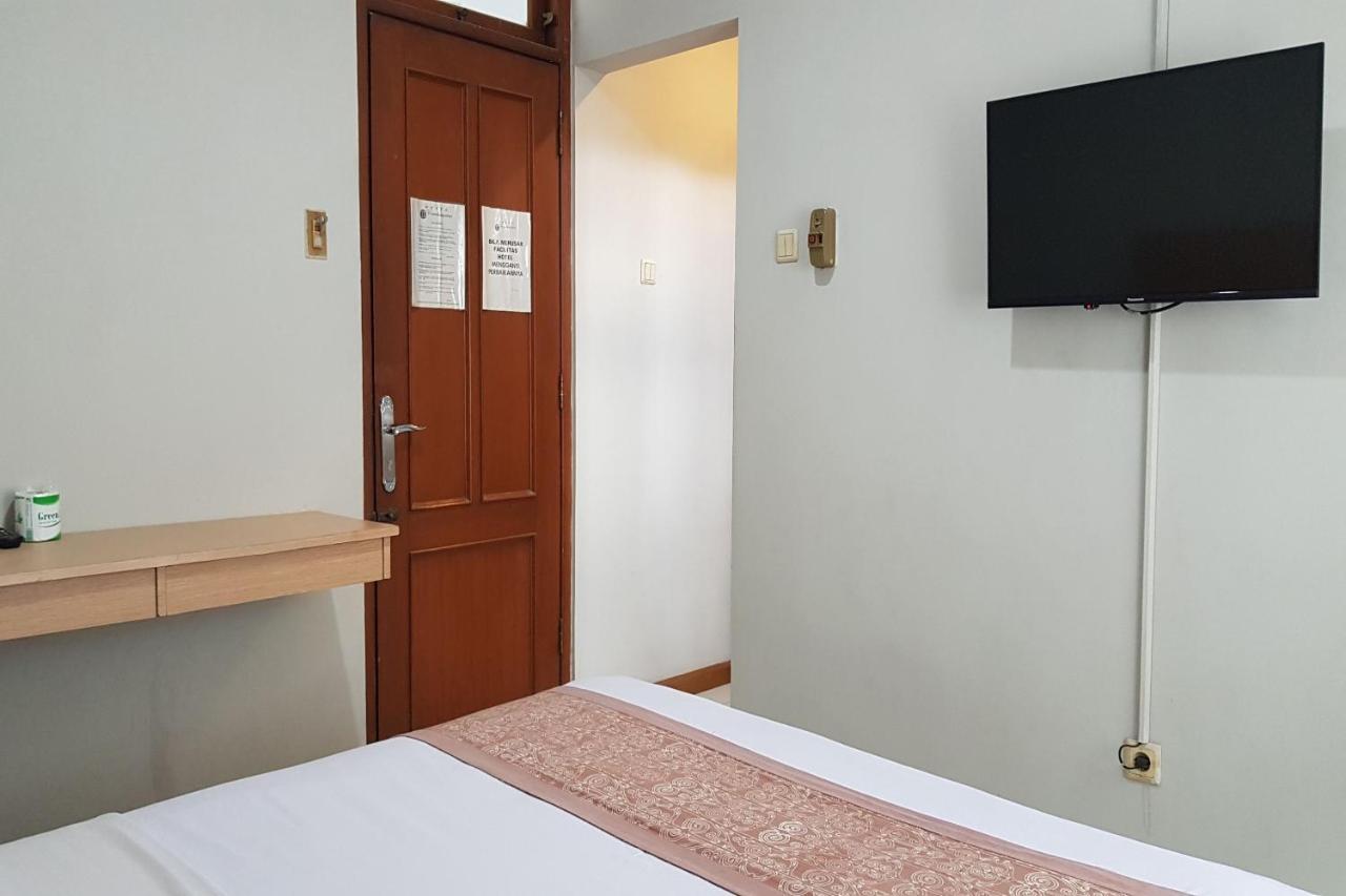 Oyo 3819 Hotel Winotosastro Yogyakarta Eksteriør billede