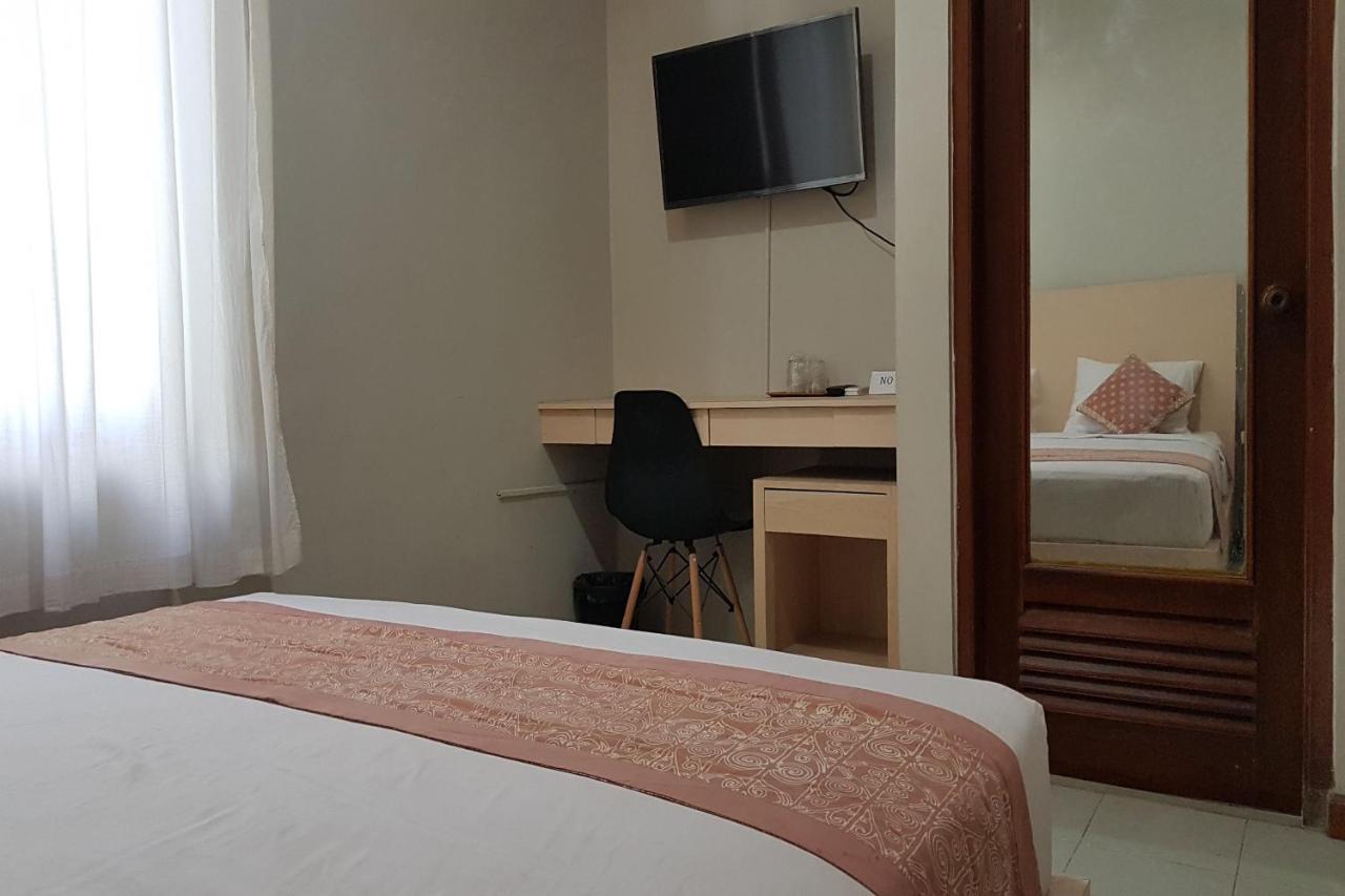 Oyo 3819 Hotel Winotosastro Yogyakarta Eksteriør billede