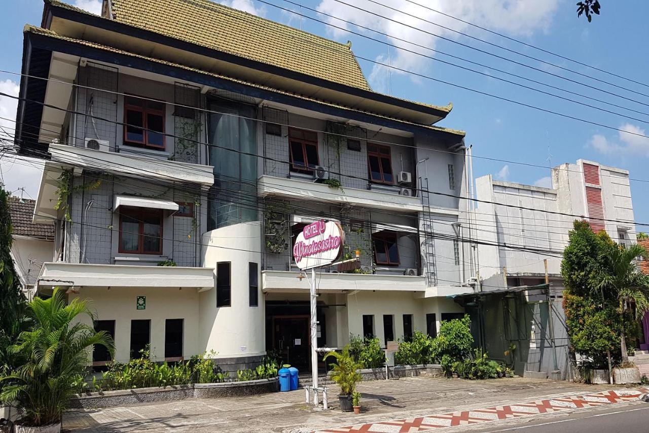 Oyo 3819 Hotel Winotosastro Yogyakarta Eksteriør billede